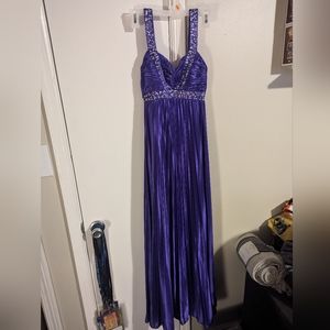 Purple pleated prom dress, size 5/6
